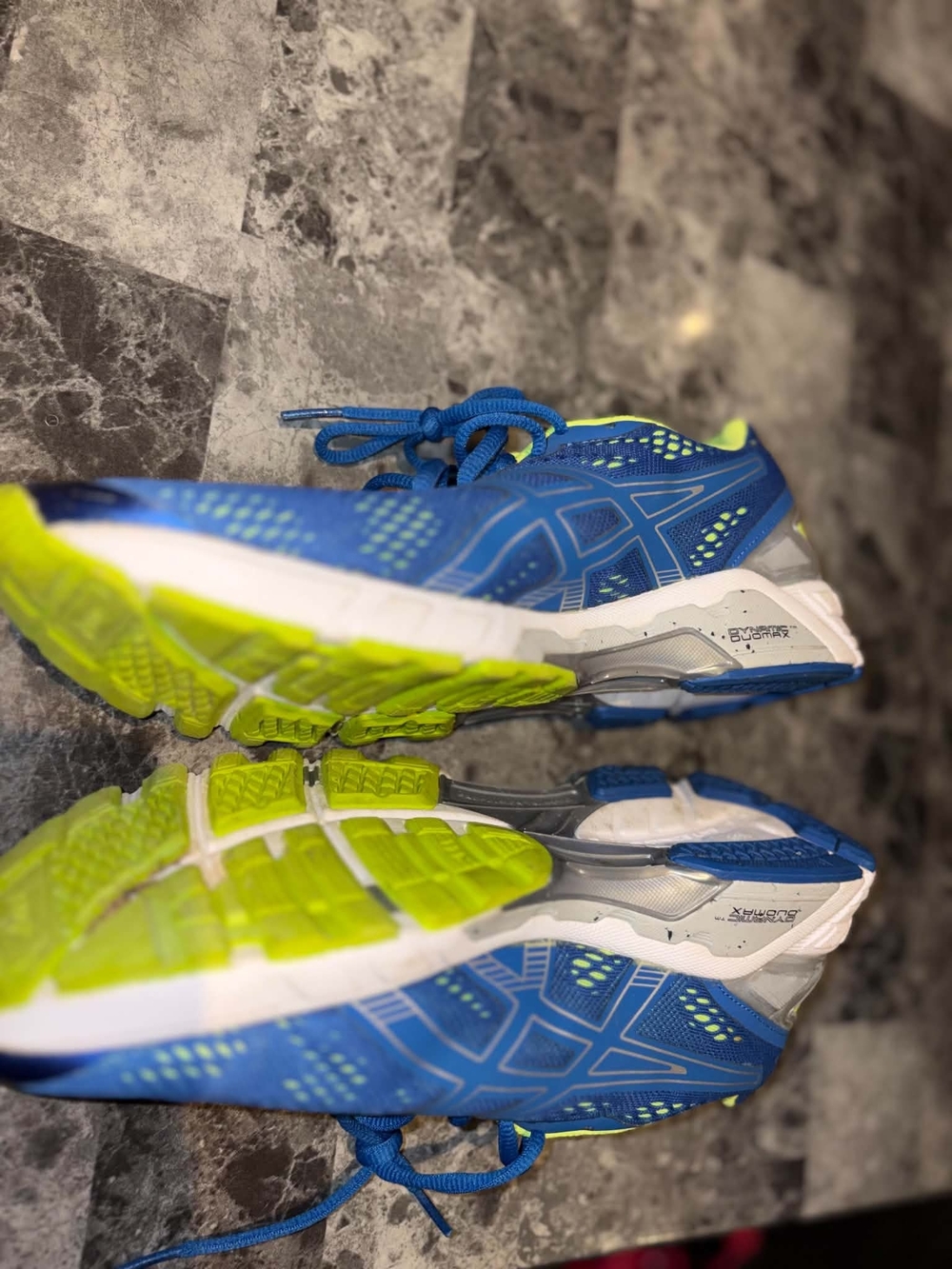 ASICS Men’s Blue and Neon Running Shoes - Picture 3 of 6